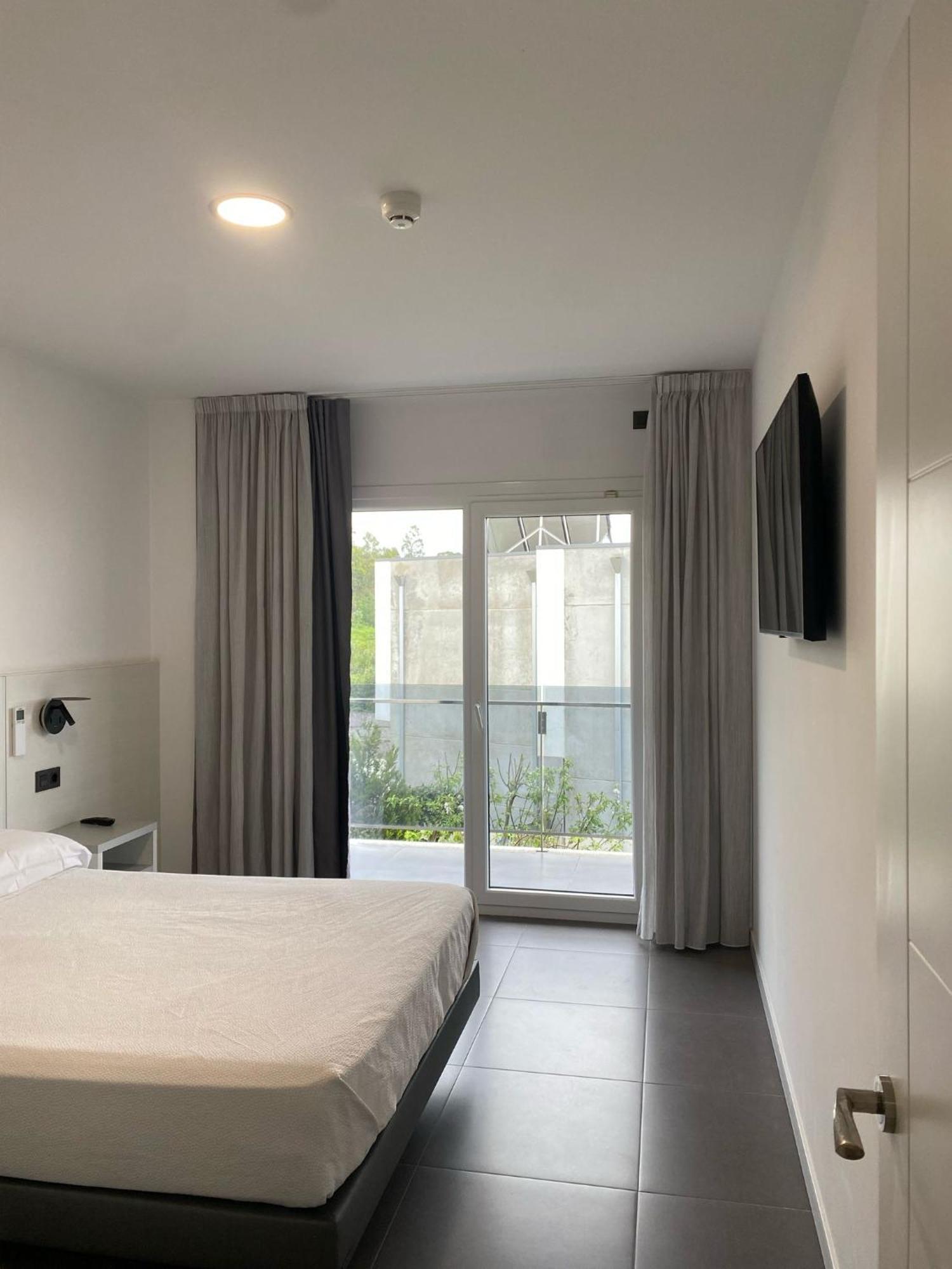 Onzamar Aparthotel