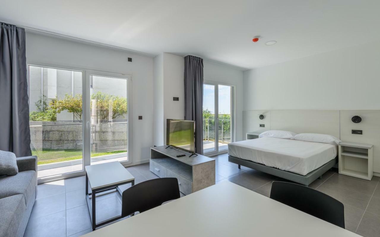 Onzamar Aparthotel